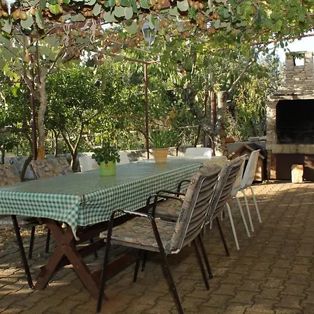 Casa de hóspedes And By The Sea - 7278 Medulin