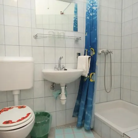 And By The Sea - 7278 ゲストハウス メドゥリン